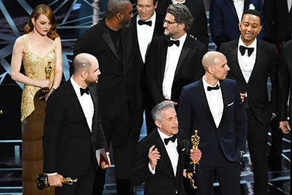СМИ выяснили причину объявления «Ла-Ла Ленда» лучшим фильмом на «Оскаре» - «Кино Новости»