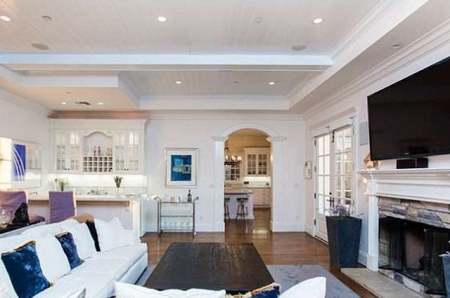 Джессика Альба купила особняк в Беверли-Хиллз - «Актёры»