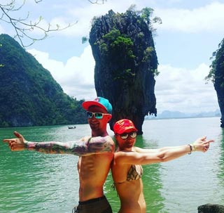 Абрамова и Лапшин и проводят отпуск в Таиланде - «БИАТЛОН»