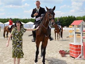 В Донецке прошел чемпионат Украины по конкуру - «Конный спорт»