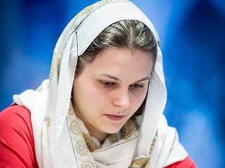 Анна Музычук проиграла Тань Чжунъи во второй партии финала на ЧМ по шахматам - «Шахматы»