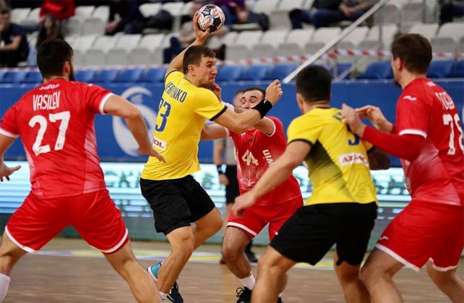 Сборные Украины и России по гандболу сыграли вничью в отборочном матче ЧЕ-2022