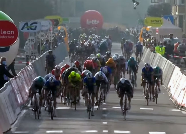 Ирландец Беннетт выиграл однодневную велогонку Мирового тура в Бельгии (+Видео) - «ВЕЛОСПОРТ»