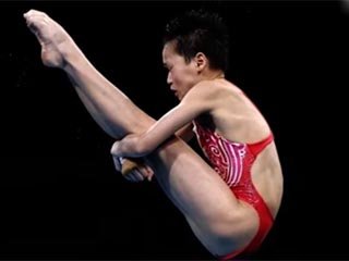 14-летняя китаянка Хочан стала олимпийской чемпионкой в прыжках в воду с вышки; Лыскун в финал не пробилась