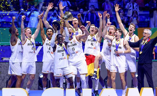 Сборная Германии — чемпион мира. Ни слова о футболе - «Баскетбол»