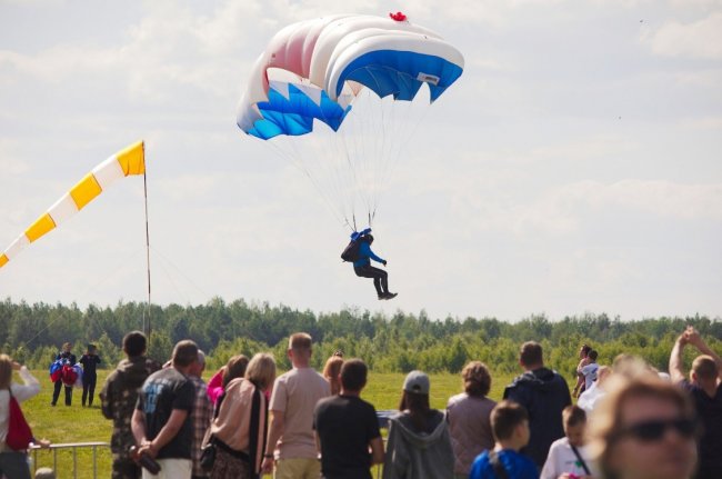 Ярославский парашютист второй - «Ярославский спорт»