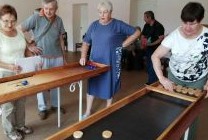 В Заречном для пенсионеров провели турнир по настольным играм - СПОРТ