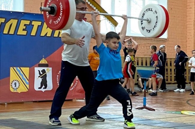 Россыпь медалей юных атлетов - «Ярославский спорт»