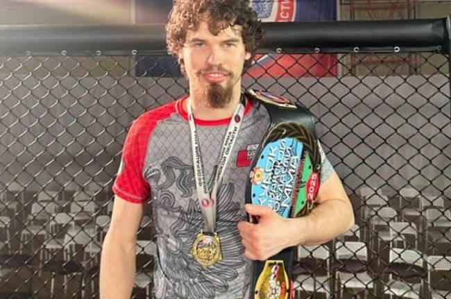 Стал обладателем чемпионского пояса - «Ярославский спорт»