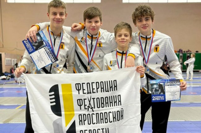 Рапиристы с серебряными медалями - «Ярославский спорт»