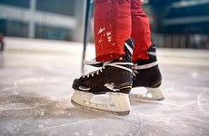 Тренер рассказала о предпочитающих хоккей фигурному катанию мальчиках в России - «Зимние виды»