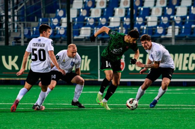 Безголевая ничья в Нижнекамске - «Ярославский спорт»