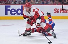 Гол российского форварда приблизил «Каролину» к финалу Кубка Стэнли - «Зимние виды»